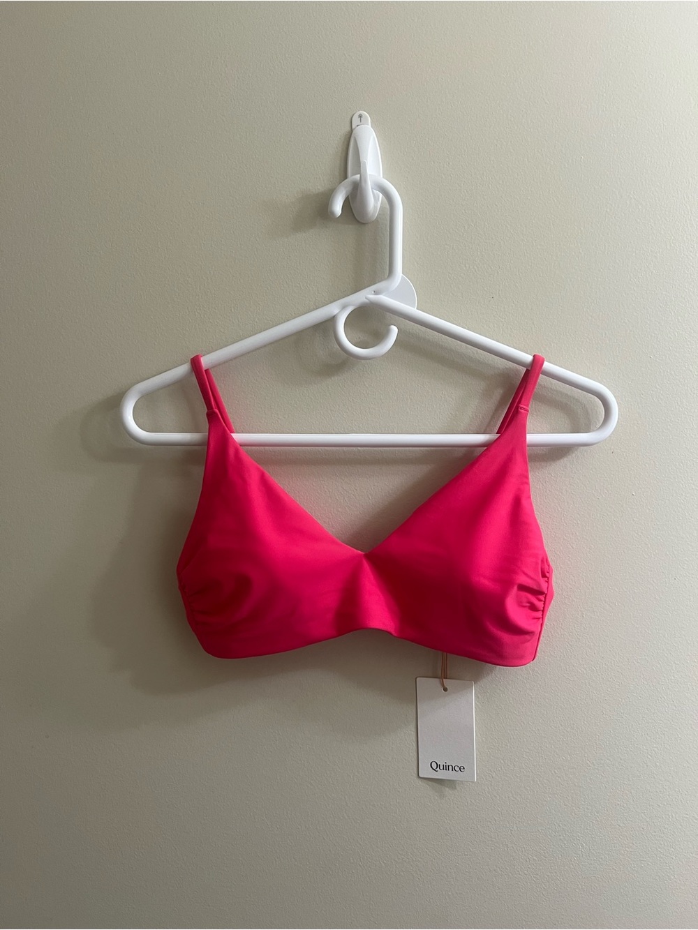 Quince Italian V Neck Bikini Top Pink Women’s Medium NWT-Flaws